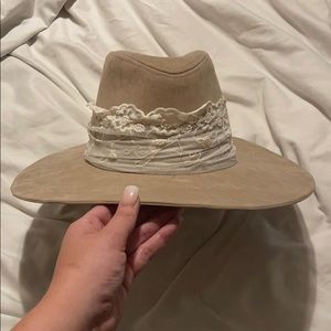 Tan wide brim hat